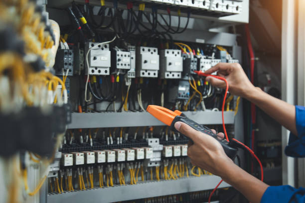 Best Emergency Electrical Repair  in East Bronson, FL